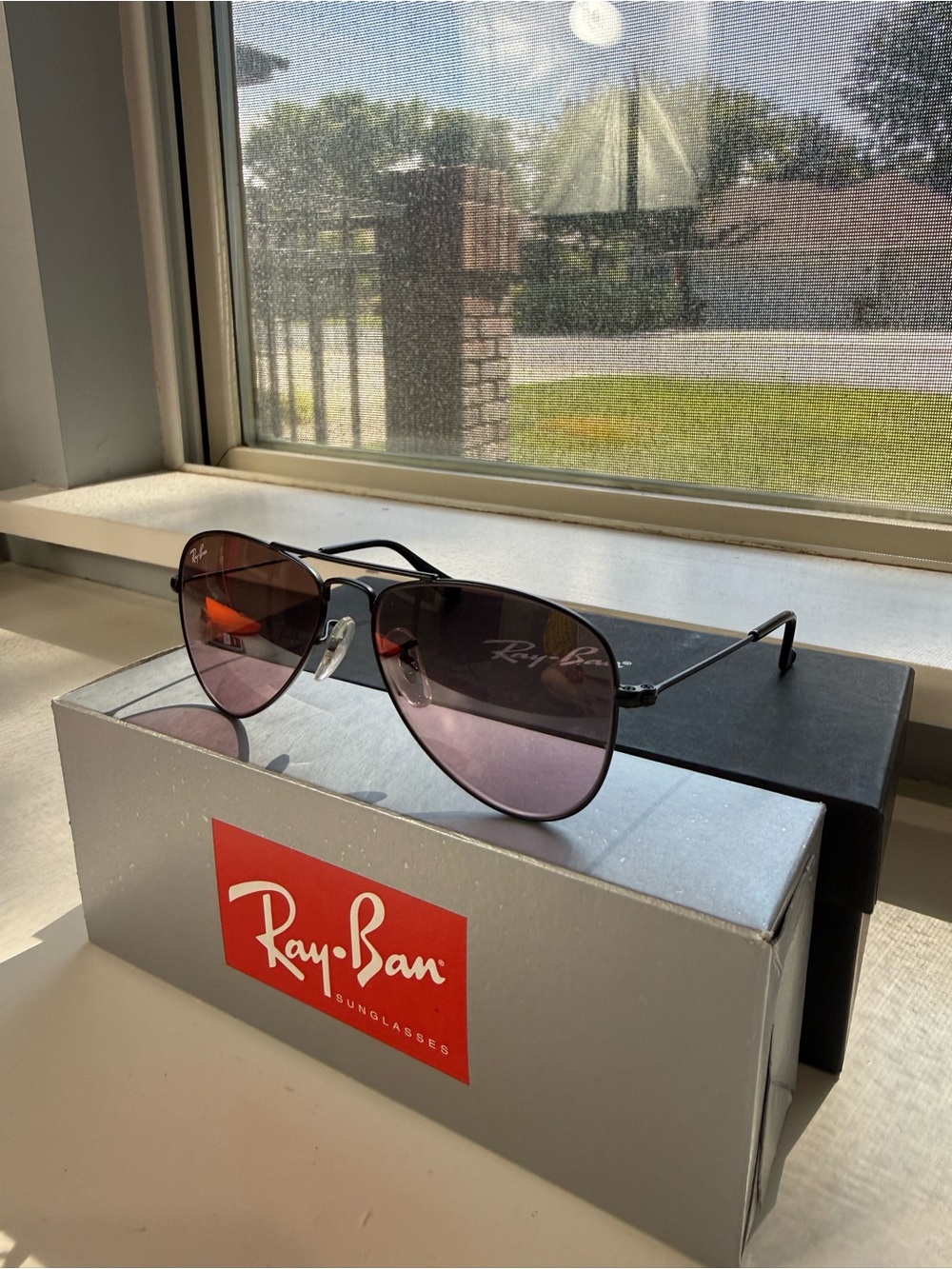 Ray-Ban Junior Aviator Sunglasses — Black Frame with Purple Gradient Lenses